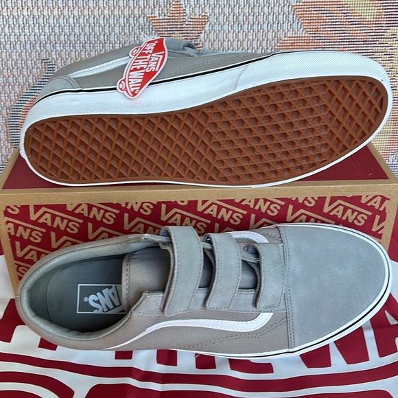 Vans Old Skool Velcro
(Suede/Canvas)Drzz|/Trwht
VNOA3D296CM
Men’s sneakers - Picture 4 of 16